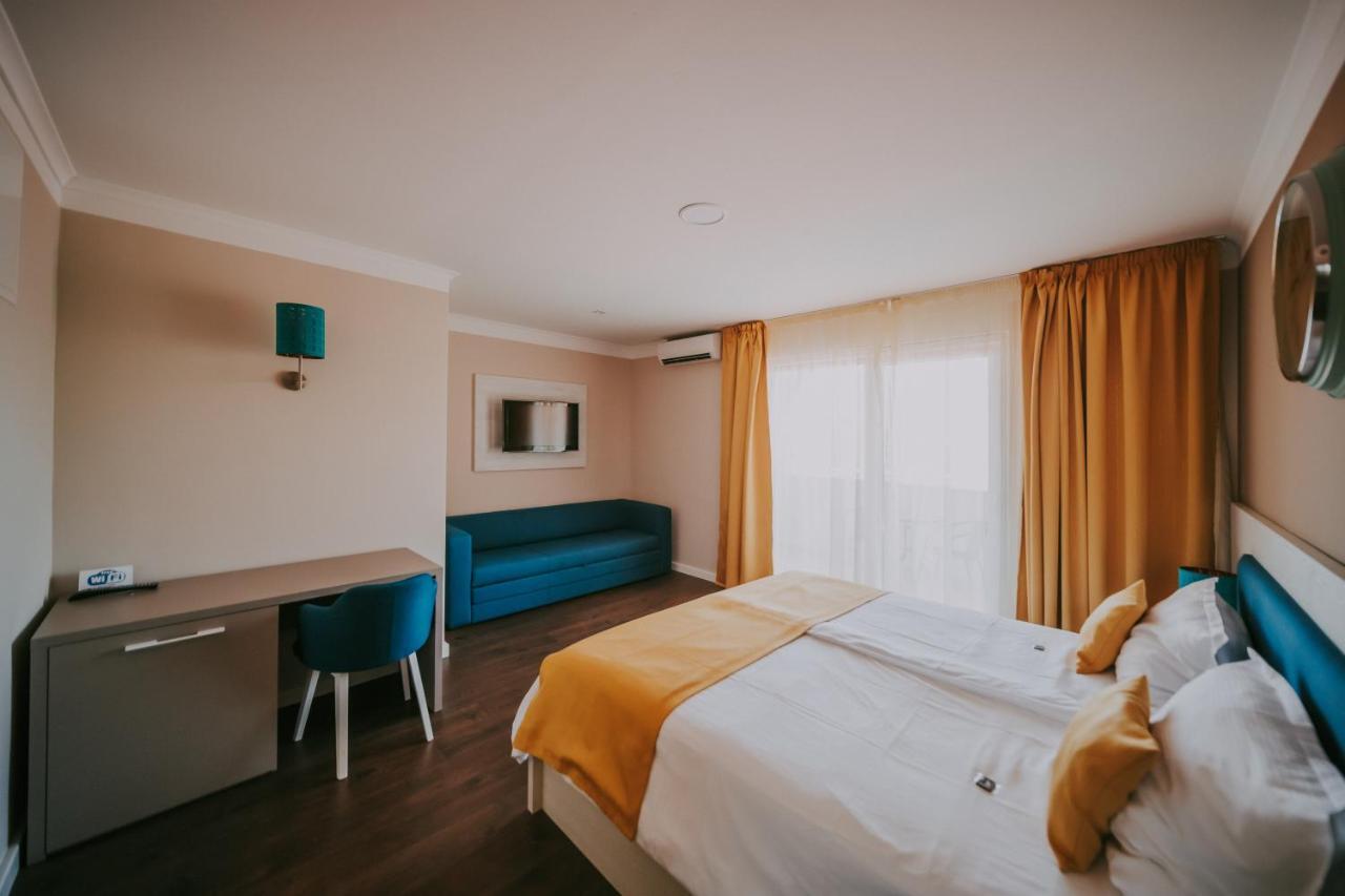 Rooms Nadia Stara Baska Exterior photo